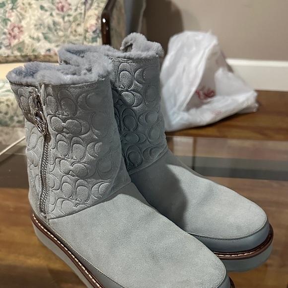 Coach White Winter Boots with Silver Accents - Picture 5 of 5